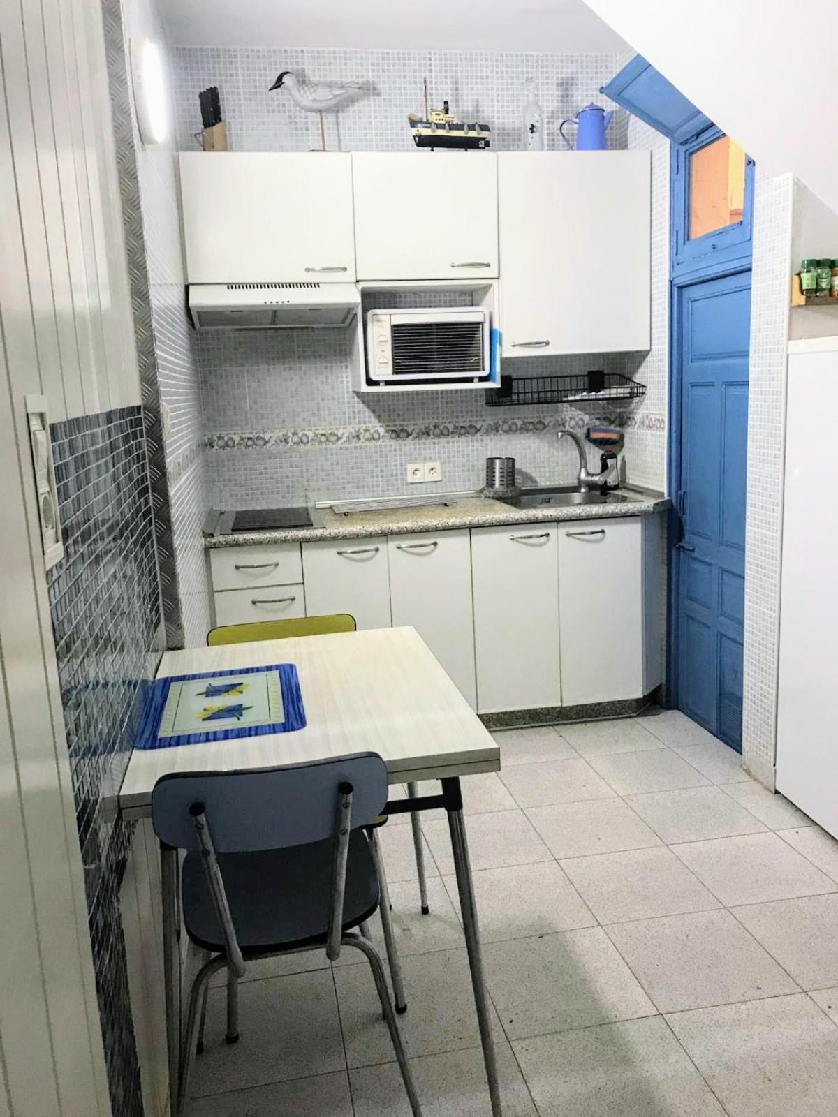 Casita La Paloma Bonita Del Pescador Hasta 5 Personas En El Casco Antiguo La Medina Centro Almeria Bajo Alcazaba Terraza Buena Vista Parking Privado Y Sabanas En Opcion Exterior photo